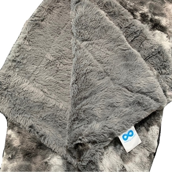 Everlasting Comfort Throw Blanket Fuzzy & Soft Gray Reversible 50 x 65 inches - Picture 1 of 6